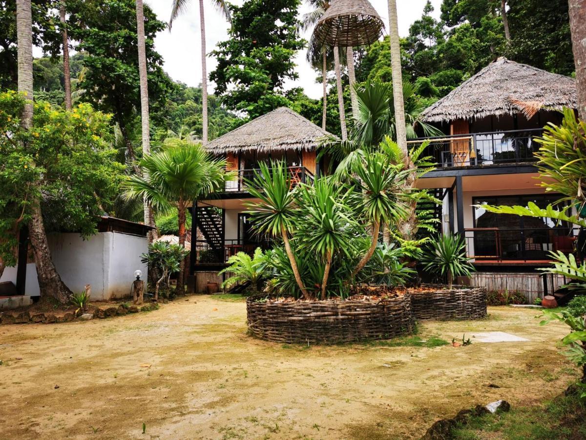 Thapwarin Resort - Green Hotel Koh Ngai Exteriör bild