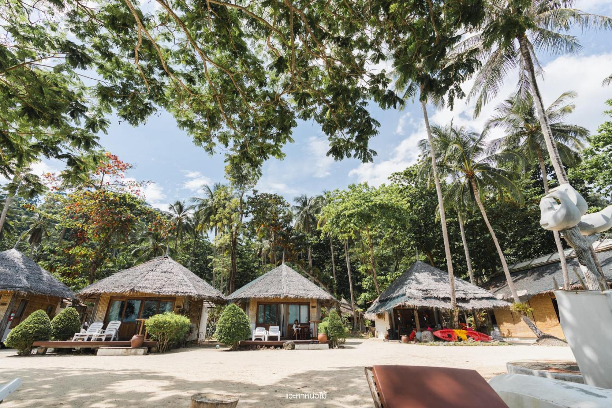 Thapwarin Resort - Green Hotel Koh Ngai Exteriör bild