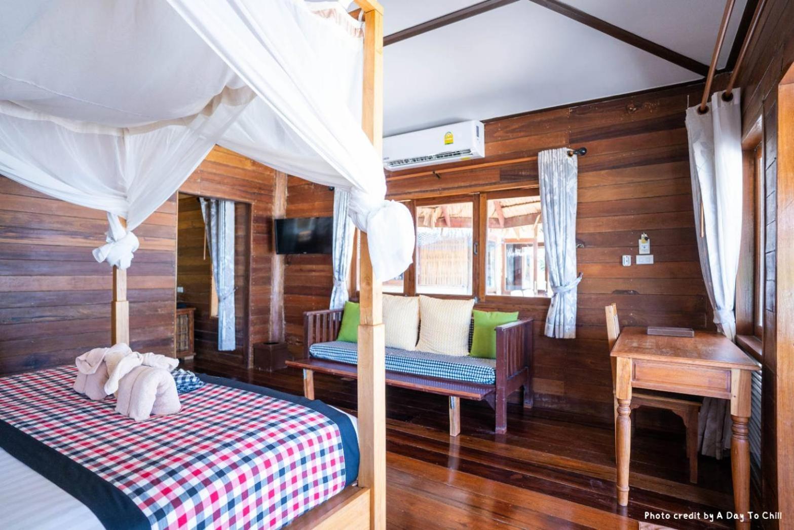 Thapwarin Resort - Green Hotel Koh Ngai Rum bild